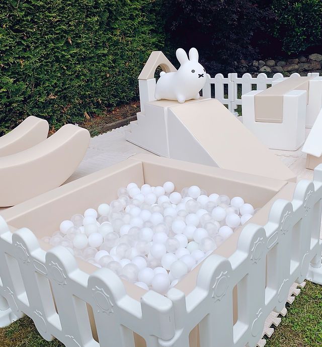 Bubblehouse event, Balloon bubble house, gender reveal, regio rijnmond, ridderkerk, rotterdam, feest, springkussen, kinderfeest, softplay, Feest attracties Barendrecht Kinderfeest verhuur Ridderkerk Thema springkussen Rotterdam Rijnmond Luchtkasteel Barendrecht Feestplezier Ridderkerk Evenementen entertainment Rotterdam Opblaasbare attracties Rijnmond Unieke feestideeën Barendrecht Verjaardagsfeest activiteiten Ridderkerk Springkussen verhuur Rijnmond Feestdecoratie Rotterdam Party verhuur Barendrecht Kinderspeelplezier Ridderkerk Thema evenementen Rotterdam Rijnmond