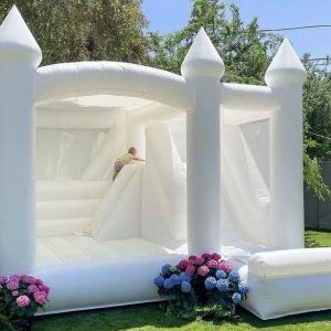 Springkussen van 4m x 4m van bedrijf Bounce House event, Regio Rotterdam-Rijnmond, Ridderkerk, Barendrecht, kinderfeest, softplay, Balloon bubble house, feest, springkussen, kinderfeest, softplay